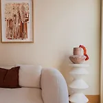 Contemporary 3 Bdr Flat With Parking By Lovelystay Apartman Lisboa