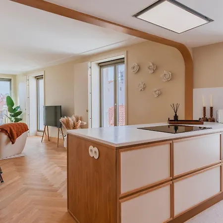 Appartement Contemporary 3 Bdr Flat With Parking By Lovelystay *