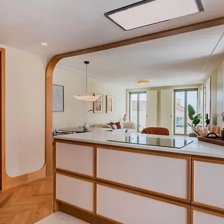Elegant 3bdr Flat With Parking By Lovelystay Appartement *