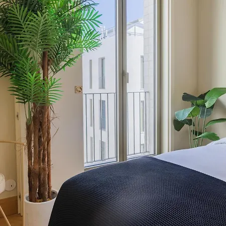 Contemporary 3 Bdr Flat With Parking By Lovelystay Appartement Lisboa