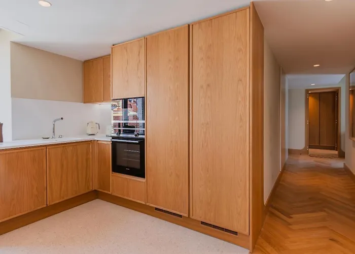 Διαμέρισμα Contemporary 3 Bdr Flat With Parking By Lovelystay *