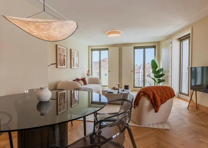 Διαμέρισμα Contemporary 3 Bdr Flat With Parking By Lovelystay *