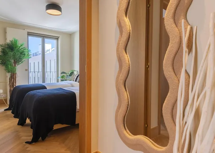 Διαμέρισμα Contemporary 3 Bdr Flat With Parking By Lovelystay