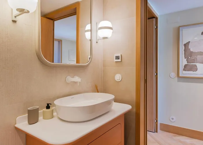 Διαμέρισμα Contemporary 3 Bdr Flat With Parking By Lovelystay Lisboa