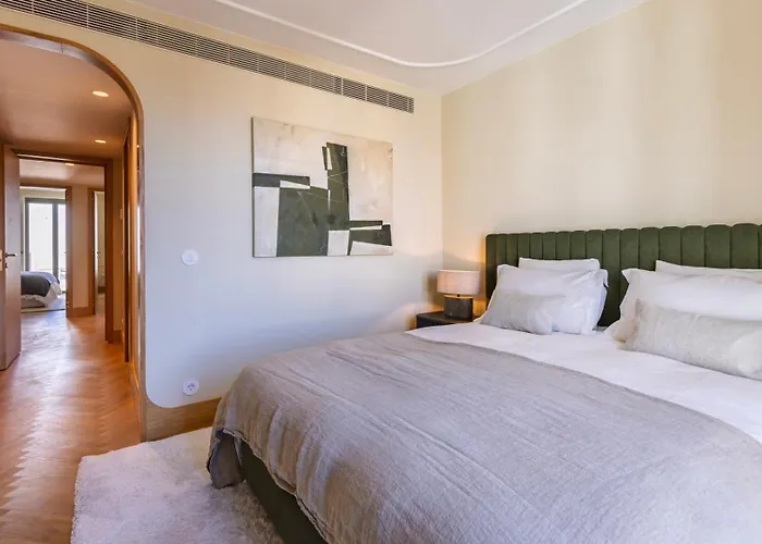Lejlighed Contemporary 3 Bdr Flat With Parking By Lovelystay Lisboa