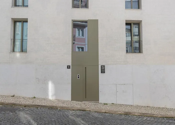 Διαμέρισμα Contemporary 3 Bdr Flat With Parking By Lovelystay