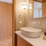 Lejlighed Contemporary 3 Bdr Flat With Parking By Lovelystay
